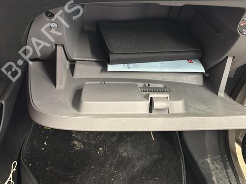 Porta-luvas OPEL CORSA E (X15) 1.3 CDTI (08, 68) | BP31279542C95