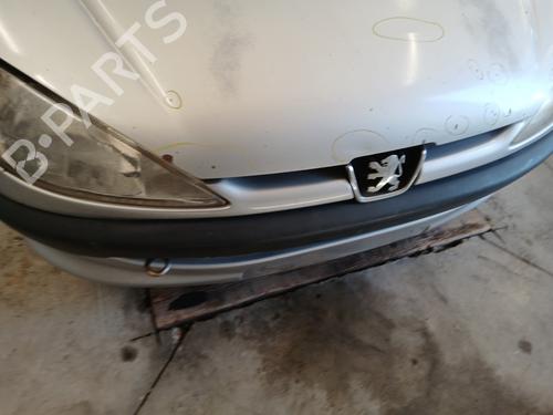 Used Grille PEUGEOT 206 Hatchback (2A/C) 2.0 HDI 90 (90 hp) 31642143