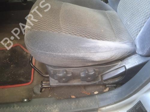 Left front seat HYUNDAI SANTA FÉ I (SM) 2.0 CRDi 4x4 | BP21282811C15 