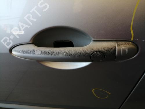 Used Front left exterior door handle RENAULT GRAND SCÉNIC II (JM0/1_) 1.9 dCi (JM0G, JM12, JM1G, JM2C) (120 hp) 27634526