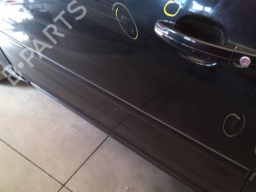 Used Left front door Left front door 39255803 39255803
