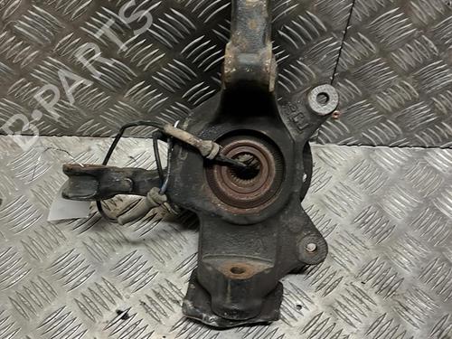 Used Left front steering knuckle RENAULT LAGUNA III (BT0/1) 1.5 dCi (BT00, BT0A, BT0T, BT1J) (110 hp) 20883135