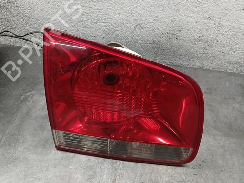 Achterlicht kofferdeksel achterklep links VW TOUAREG (7LA, 7L6, 7L7) 3.0 V6 TDI (225 hp) 30756029