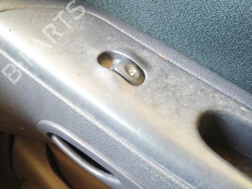 Used Right front window switch RENAULT ESPACE III (JE0_) 2.2 dCi (JE0K) (130 hp) 26286701