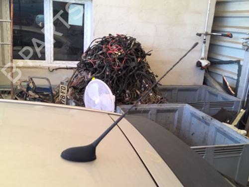 Used Antenna/Base Antenna/Base 39042811 39042811