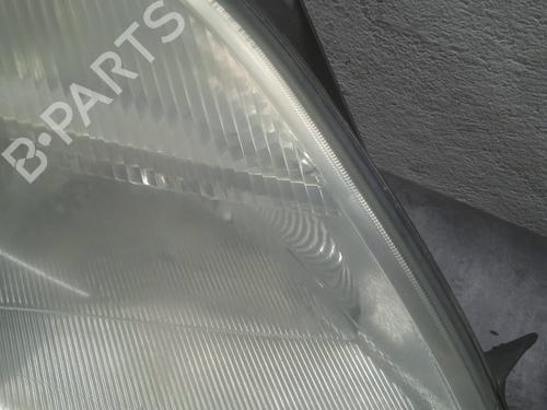 Right headlight FORD FIESTA V (JH_, JD_) 1.4 TDCi | BP22318252C29 