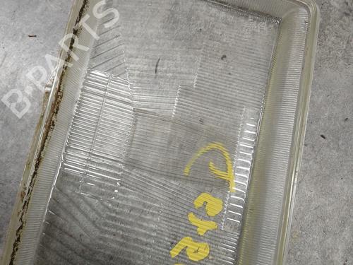 Used Right headlight Right headlight RENAULT TRAFIC Bus (T_, P_, V_) 1.9 D (60 hp) 32185687 32185687