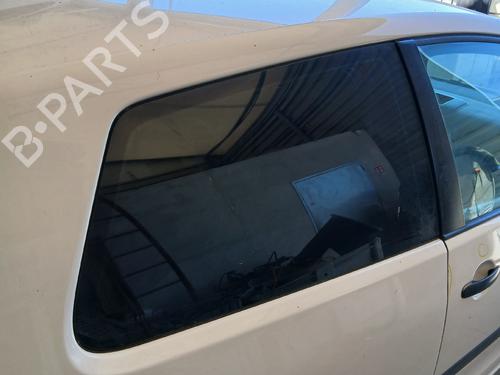 Panel rude bagtil højre Panel rude bagtil højre VW POLO IV (9N_, 9A_) 1.4 TDI (70 hp) 35991392 35991392