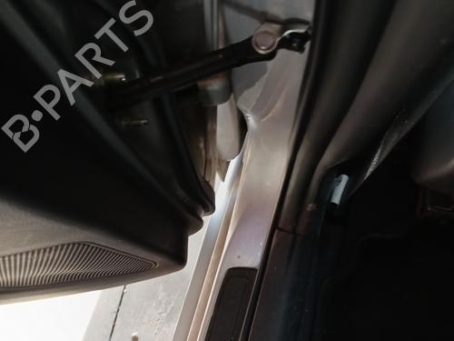 hingedoor-check-strap-toyota-verso-_r2_-2009-2010-2011-2012-2013-2014-2015-2016-2017-2018-32166781 main image