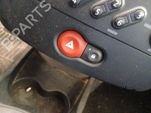 warning-switch-renault-clio-iii-br01-cr01-2005-2006-2007-2008-2009-2010-2011-2012-2013-2014-36009891 main image