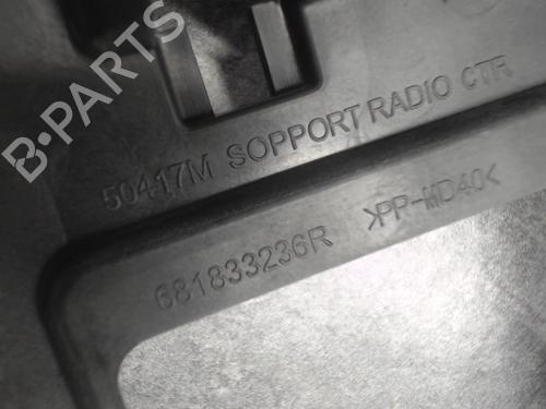 other-renault-megane-iv-hatchback-b9amn_-15-blue-dci-95-b9a2-b9a6-681833236r-2015-20885998 main image