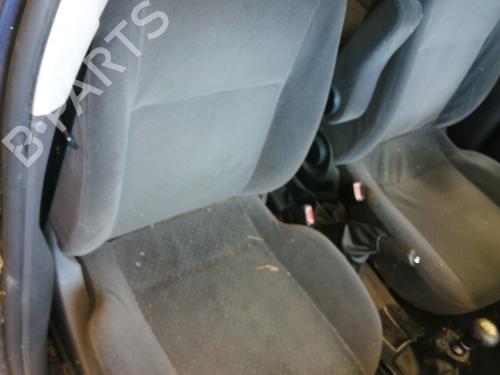 Used Right front seat FORD FOCUS I (DAW, DBW) 1.8 TDCi (115 hp) 26173657