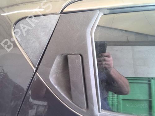 Used Rear right exterior door handle Rear right exterior door handle 39215805 39215805