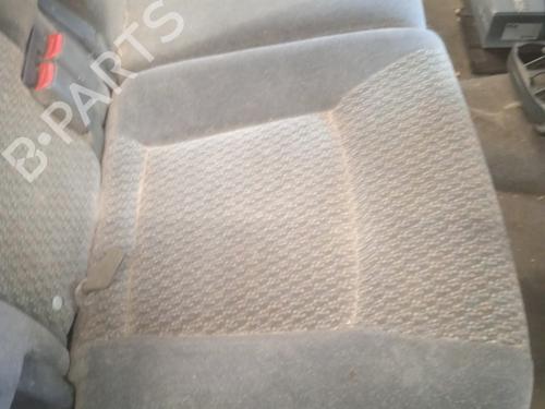 Rear seat HYUNDAI SANTA FÉ I (SM) 2.0 CRDi 4x4 | BP21282781C17 