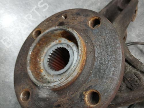 Left front steering knuckle PEUGEOT 307 CC (3B) 2.0 HDi 135 | BP29175631M25 