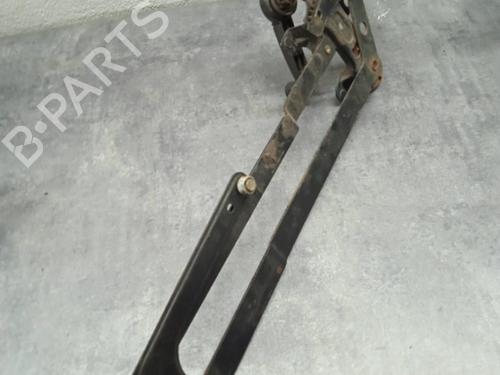 Used Front right window mechanism Front right window mechanism RENAULT TRAFIC Van (T_, P_, V_) 2.1 D (58 hp) 21278430 21278430