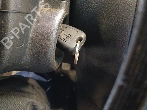 Used Ignition barrel PEUGEOT 206 Hatchback (2A/C) 1.4 HDi eco 70 (68 hp) 31629256