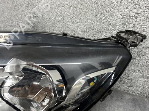 Used Left headlight Left headlight PEUGEOT 308 SW II (LC_, LJ_, LR_, LX_, L4_) 1.2 THP 110 (110 hp) 33738437 33738437
