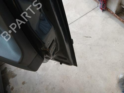 Højre fortil lås PEUGEOT 107 (PM_, PN_) 1.4 HDi (54 hp) 31714689