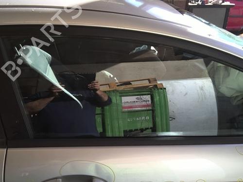 front-right-door-window-ford-fiesta-vi-cb1-ccn-2008-40253958 main image