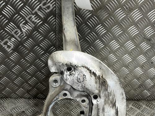 Used Right front steering knuckle AUDI A4 B8 (8K2) 2.0 TDI (177 hp) 33044457