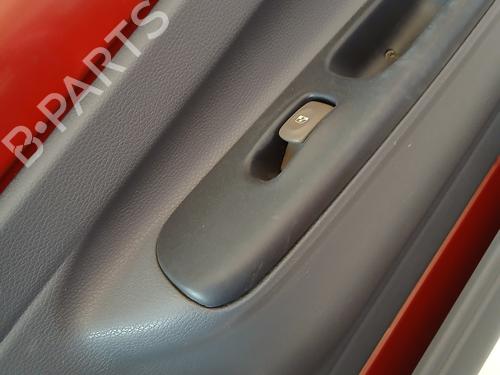 Used Right front window switch Right front window switch RENAULT TWINGO I (C06_) 1.2 (C066, C068) (58 hp) 34183156 34183156