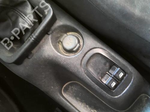 Left front window switch PEUGEOT 206+ (2L_, 2M_) 1.4 HDi eco 70 | BP39215771I27 - Image 3