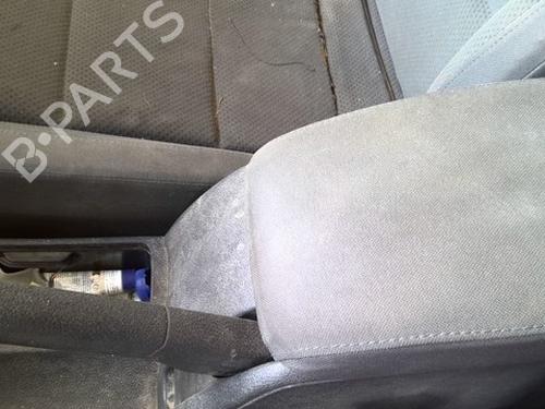 Used Armrest / Center console Armrest / Center console 39459763 39459763