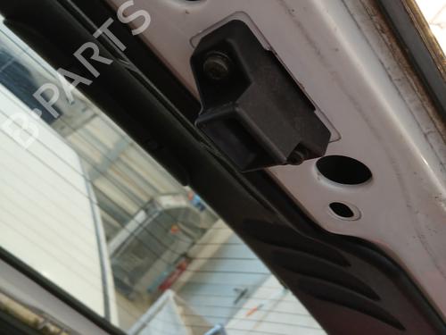 Used Tailgate lock RENAULT CLIO I (B/C57_, 5/357_) 1.2 (5/357Y, 5/357K) (58 hp) 32065207