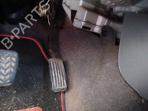 Used Pedal TOYOTA YARIS (_P1_) 1.4 D-4D (NLP10_, NLP10R) (75 hp) 33116291