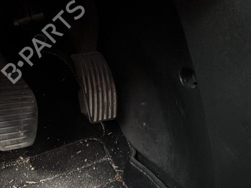 Used Pedal Pedal OPEL CORSA E (X15) 1.3 CDTI (08, 68) (75 hp) 31279560 31279560