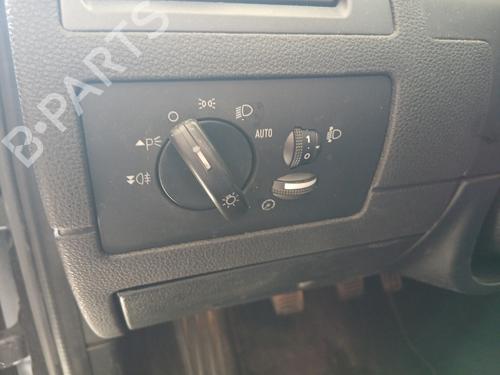 Used Headlight switch FORD MONDEO III (B5Y) 2.0 16V TDDi / TDCi (115 hp) 28691867