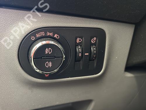 Used Headlight switch Headlight switch OPEL CORSA E (X15) 1.3 CDTI (08, 68) (75 hp) 31279546 31279546