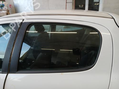 Dør rude ventre bagtil PEUGEOT 206 Hatchback (2A/C) 1.4 HDi eco 70 (68 hp) 31629233