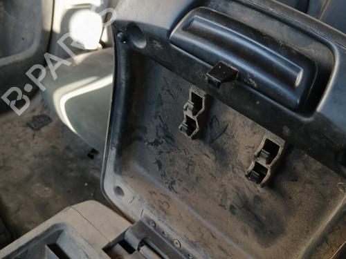 Armrest / Center console NISSAN NAVARA NP300 (D40) 2.5 dCi 4WD (D40TT, D40T, D40M, D40BB) | BP30126306I20