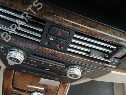 Used Warning switch Warning switch BMW 3 Coupe (E92) 330 d (231 hp) 28521823 28521823