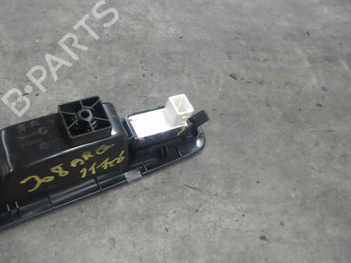 Used Left rear window switch Left rear window switch 39601024 39601024