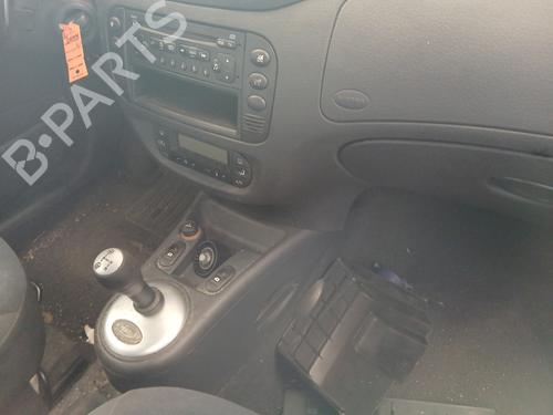 Tableau de bord CITROËN C3 I (FC_, FN_) 1.4 16V | BP30392527C46 