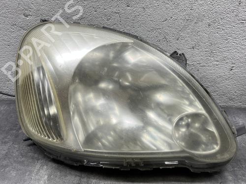 Faro derecho TOYOTA YARIS (_P1_) 1.4 D-4D (NLP10_, NLP10R) 8111052360