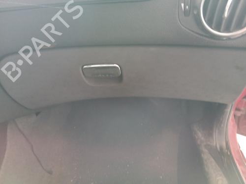 Hanskerom ALFA ROMEO 147 (937_) 1.9 JTD (937.AXD1A, 937.BXD1A, 937.AXV1A, 937.BXB1A,... (115 hp) 32993185