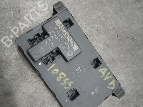 Used Switch MERCEDES-BENZ C-CLASS (W203) C 220 CDI (203.006) (136 hp) 30736798