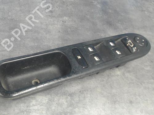 Used Left front window switch PEUGEOT 307 (3A/C) 1.6 HDi (90 hp) 25477624