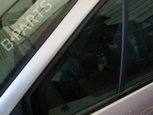 Used Front left quarter glass RENAULT GRAND SCÉNIC II (JM0/1_) 1.9 dCi (JM0G, JM12, JM1G, JM2C) (120 hp) 27634520