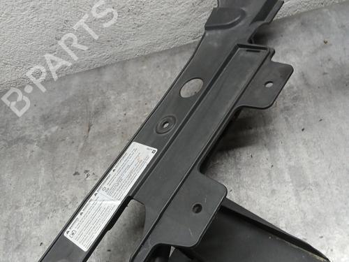 Front bumper bracket CHEVROLET CRUZE Hatchback (J305) 2.0 CDI | BP28358534C158 