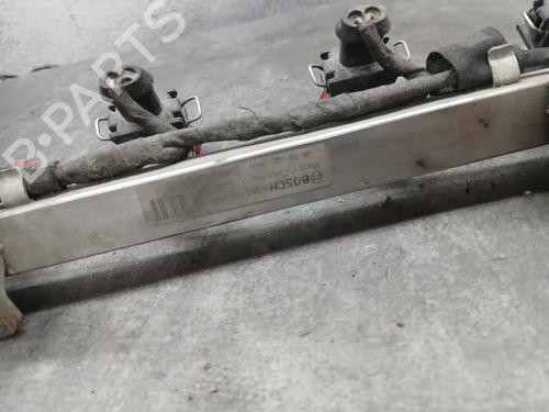 Regua injecçao Regua injecçao OPEL CORSA D (S07) 1.2 LPG (L08, L68) (80 hp) 36010823 36010823