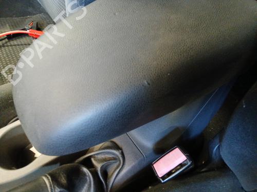 Bracciolo centrale FORD FOCUS II (DA_, HCP, DP) 1.6 TDCi (90 hp) 30438782