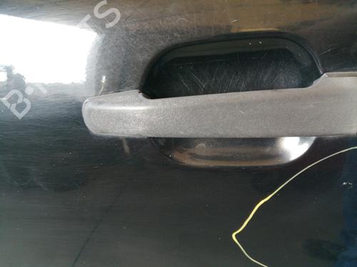 Used Front left exterior door handle MERCEDES-BENZ M-CLASS (W163) ML 270 CDI (163.113) (163 hp) 25468970