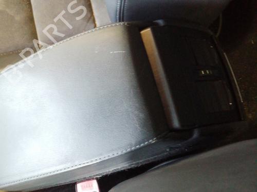 Armrest / Center console SKODA OCTAVIA II Combi (1Z5) 2.0 TDI 4x4 | BP27654587I20 
