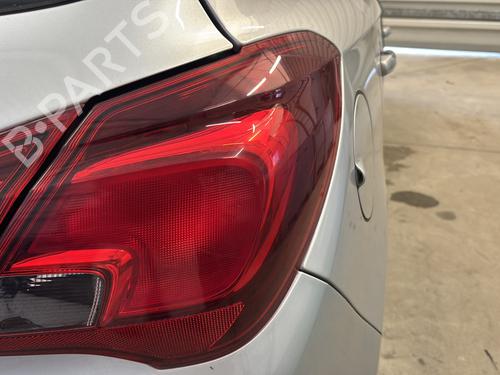 Used Right taillight Right taillight OPEL CORSA E (X15) 1.3 CDTI (08, 68) (75 hp) 31275189 31275189