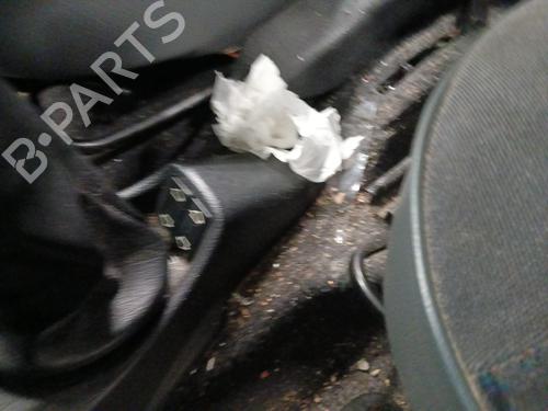 left-front-window-switch-citroen-saxo-s0-s1-1996-1997-1998-1999-2000-2001-2002-2003-2004-32126310 main image